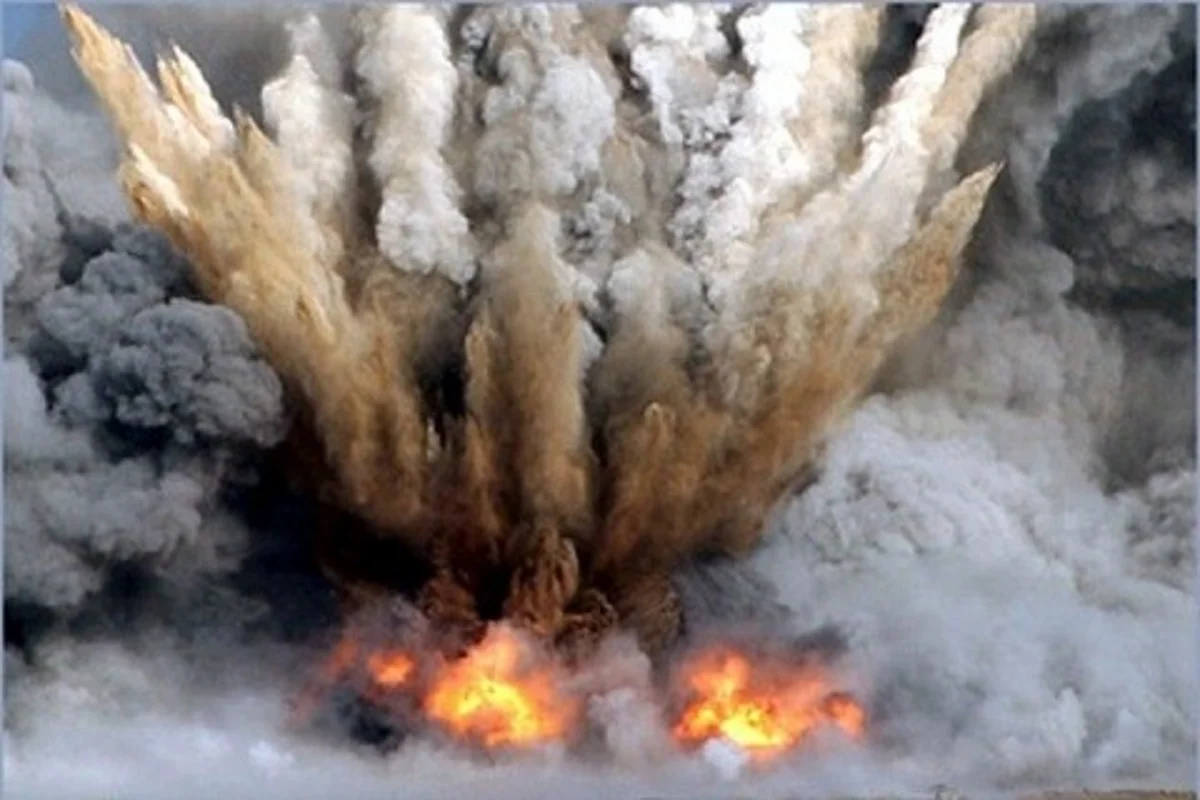 Explosion hits Russian military unit