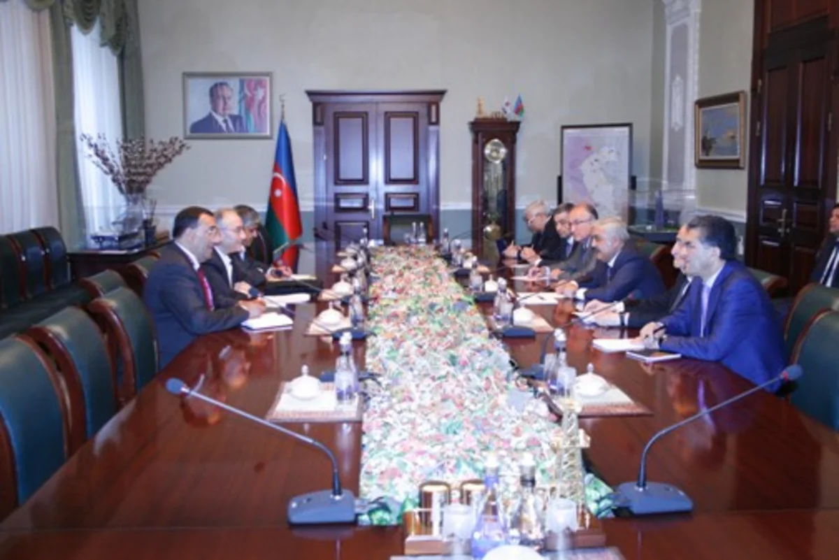 ​SOCAR prezidenti İranın neft nazirinin müavini ilə görüşüb