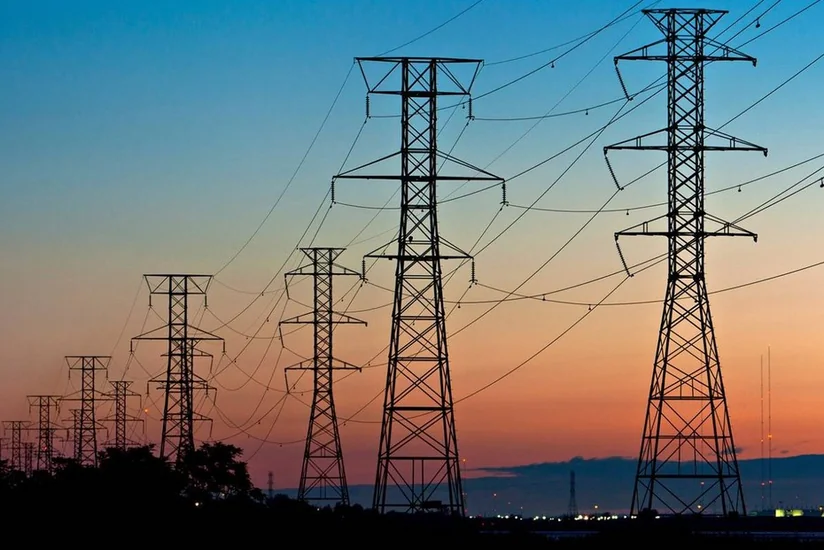 Сильный ветер прервал электроснабжение в трех районах Азербайджана