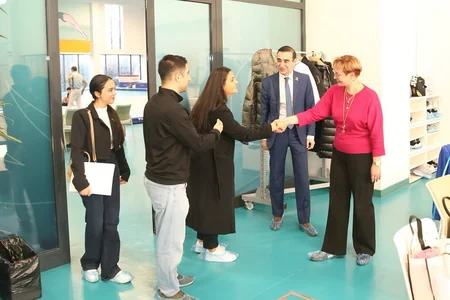 Türkiyəli Olimpiya mükafatçısı Milli Gimnastika Arenasının qonağı olub