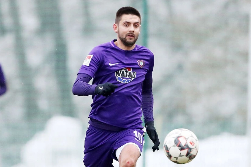 Azərbaycan millisinin futbolçusu Almaniyada sosial reklama çəkilib - VİDEO