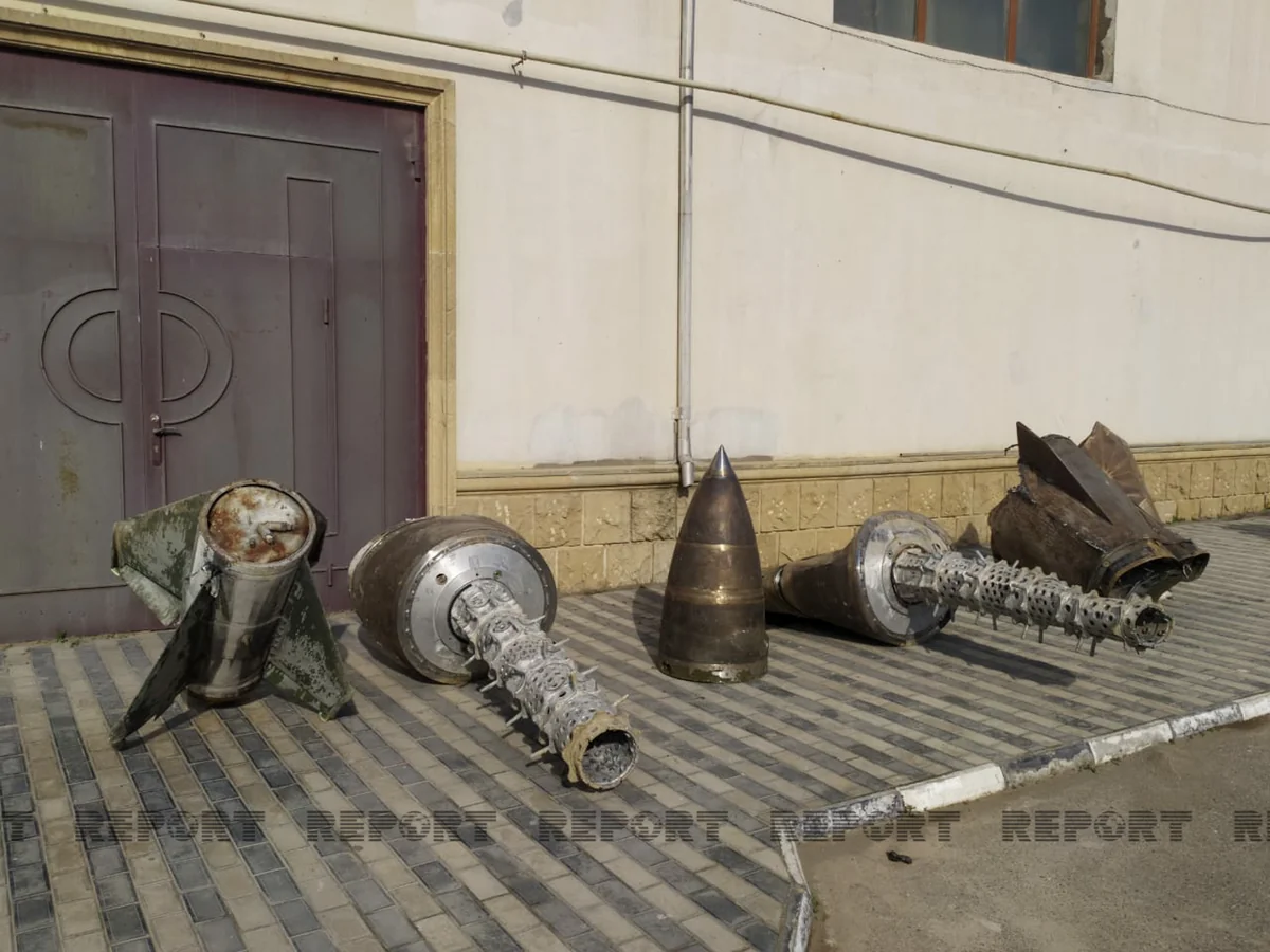 Bakıda “İskəndər” raketlərinin qalıqları nümayiş etdirilir