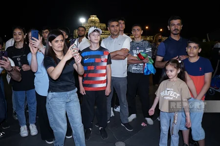 Avropa çempionatında 9 medal qazanan güləşçilər vətənə qayıdıblar