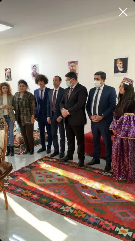 Qazaxıstanda Zəfər Günü münasibətilə sərgi təşkil olunub