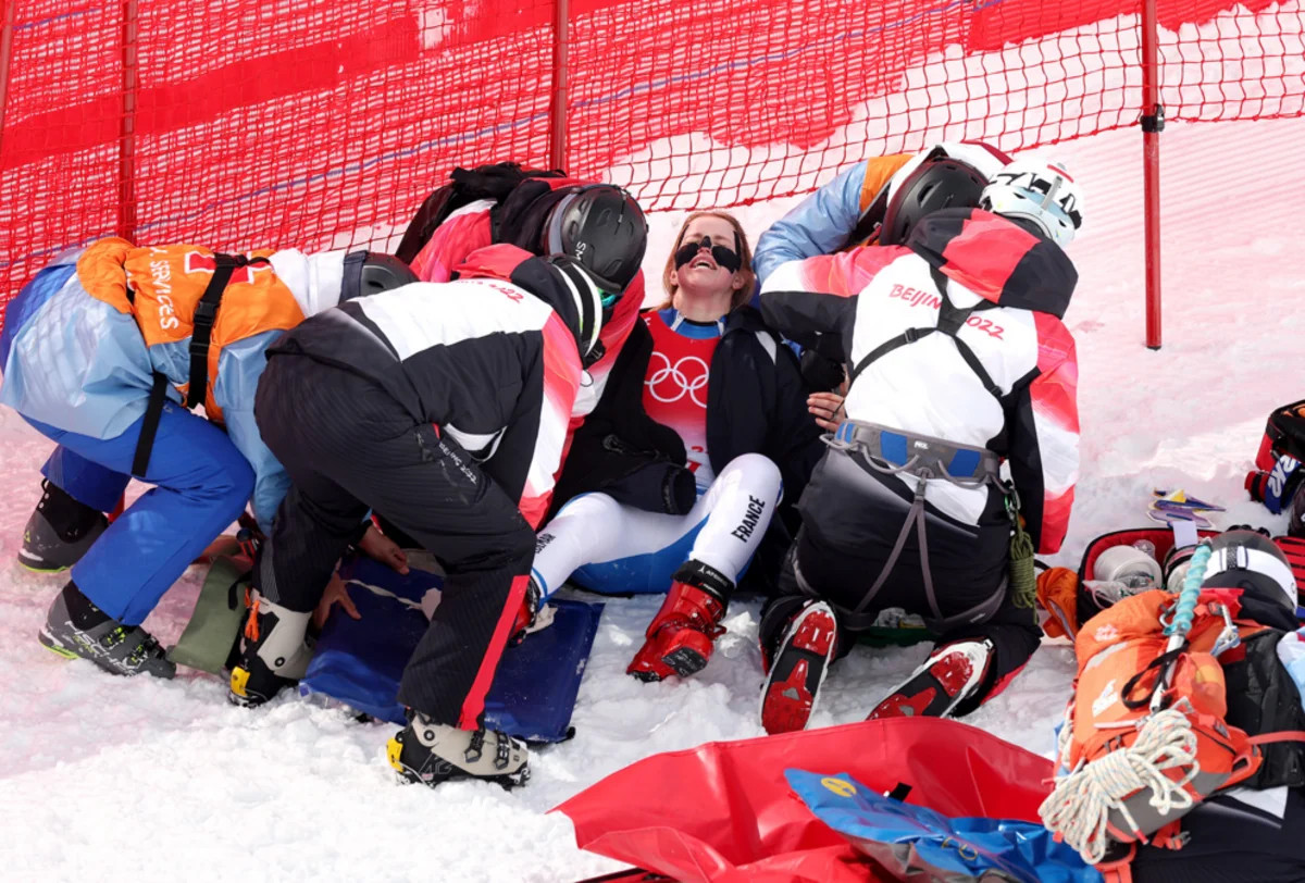 Pekin-2022: Fransalı xizəkçi ağır xəsarət alıb