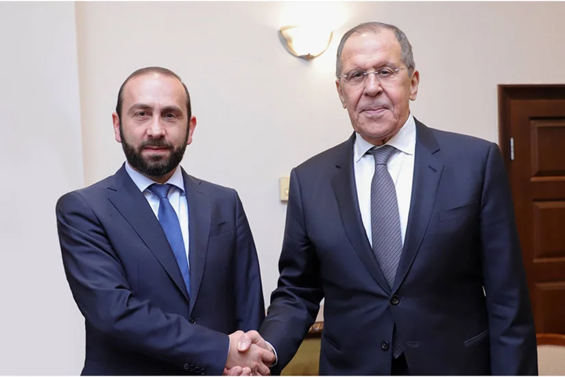 Лавров в Москве проведет переговоры с главой МИД Армении
