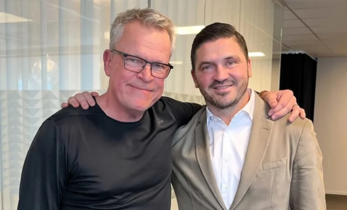 İsveçli baş məşqçi Azərbaycanla oyundan sonra dava etdiyi ekspertlə barışıb