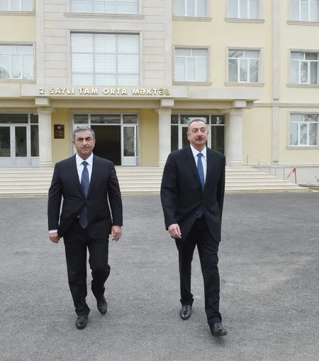 Salyan şəhərində 2 saylı tam orta məktəbin yeni binası istifadəyə verilib