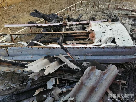 Bakıda oğrular qarət etdikləri evi yandırıblar - VİDEO