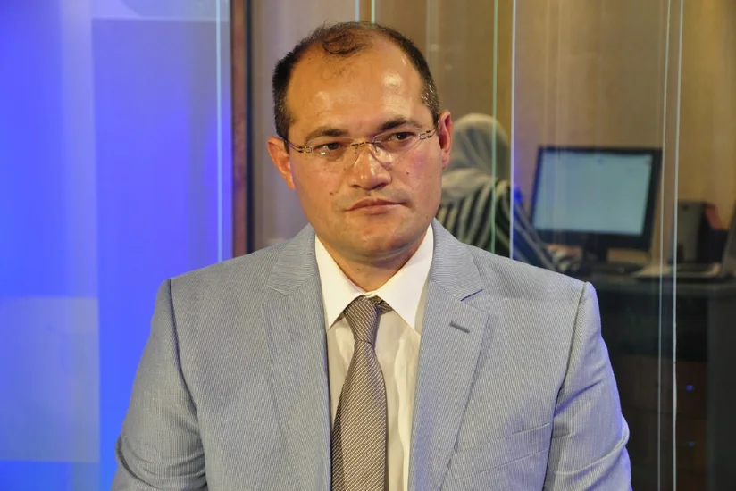 Razi Nurullayev: “Əli Kərimli qadın müşavirini kasetlə şantaj edirdi”