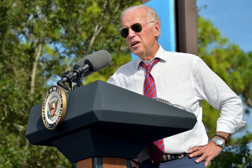 Biden commemorates US coronavirus victims