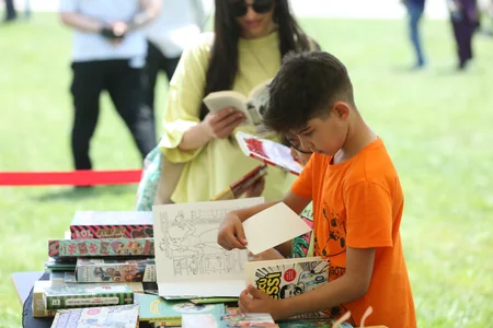 Heydər Əliyev Mərkəzinin parkında Uşaq festivalı keçirilib