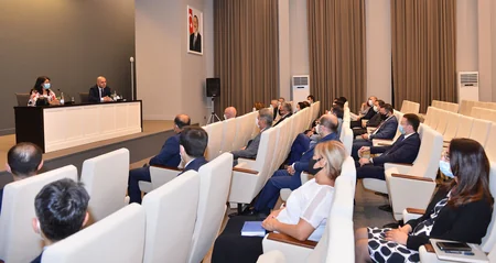 Yeni Təhsil naziri kollektivə təqdim olunub