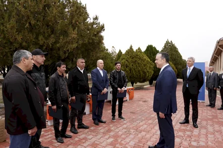 Naxçıvanda bir qrup şəhid ailəsi və müharibə əlilinə mənzillər təqdim edilib