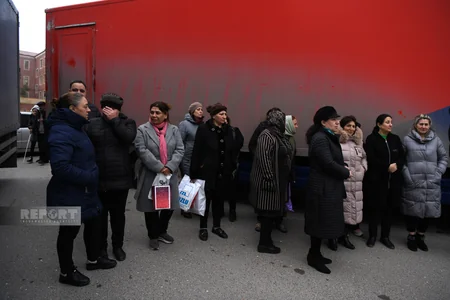 Daha bir neçə ailə Zəngilanın Ağalı kəndinə yola düşüb - YENİLƏNİB 
