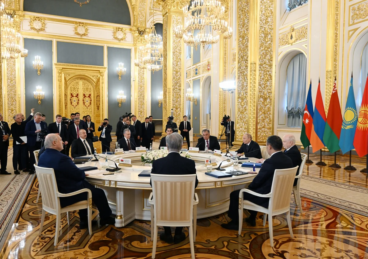 Prezident İlham Əliyev Moskvada MDB Dövlət Başçıları Şurasının iclasında iştirak edib - YENİLƏNİB-4