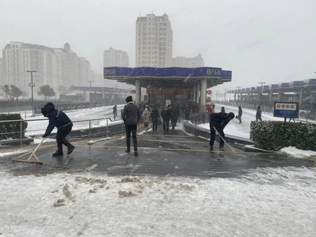 Bakı Nəqliyyat Agentliyi qarlı hava şəraiti ilə bağlı açıqlama yayıb