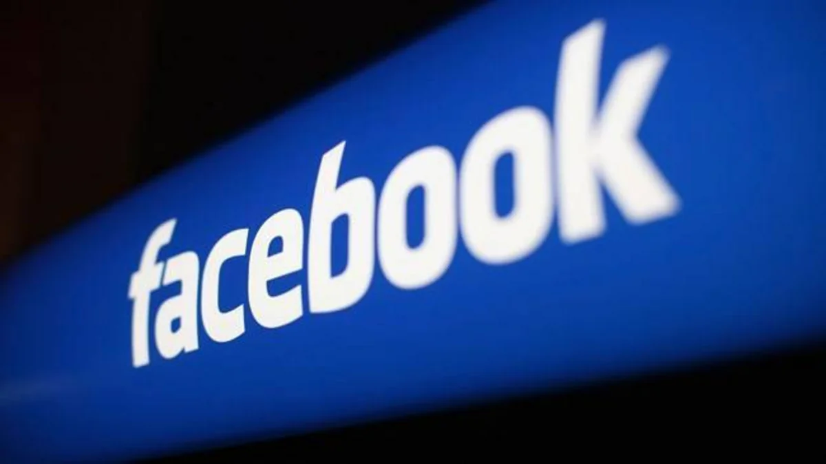 В работе Facebook и Google произошел сбой