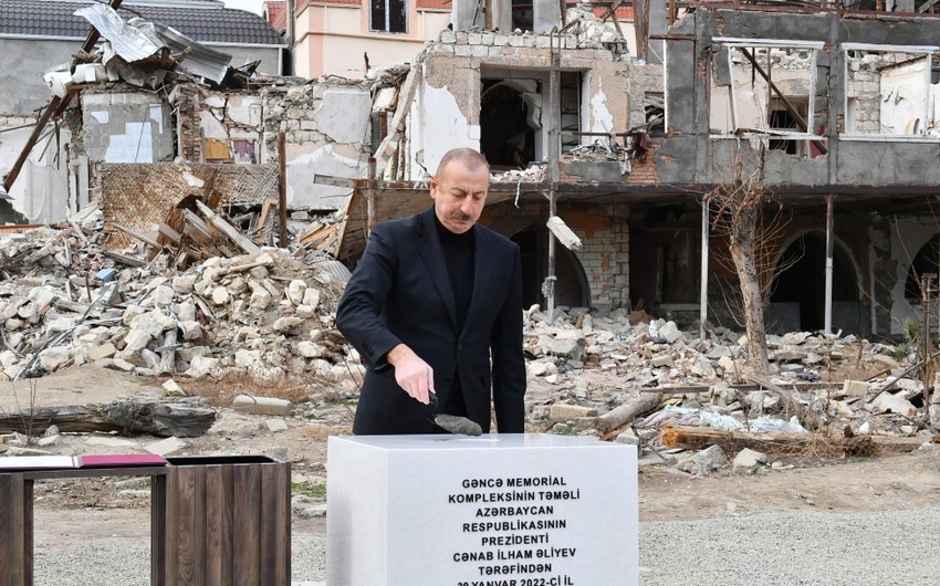 Azərbaycan lideri Gəncə Memorial Kompleksinin təməlini qoyub