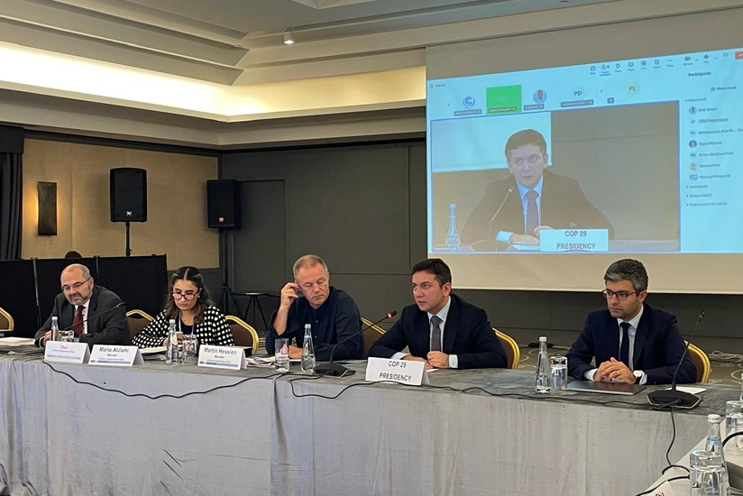 Yalçın Rəfiyev SBM komissiyasının iclasında çıxış edib