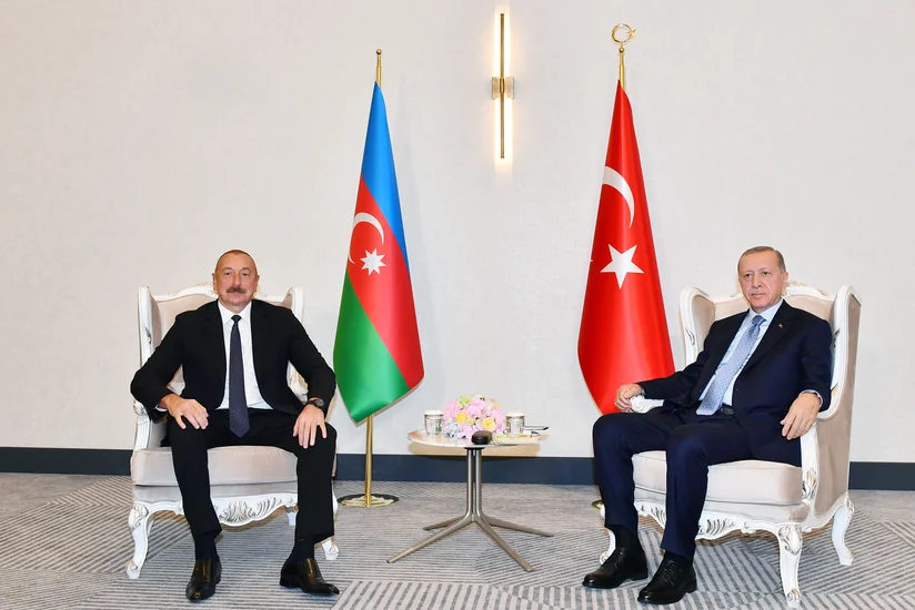 В Самарканде состоялась встреча президентов Азербайджана и Турции