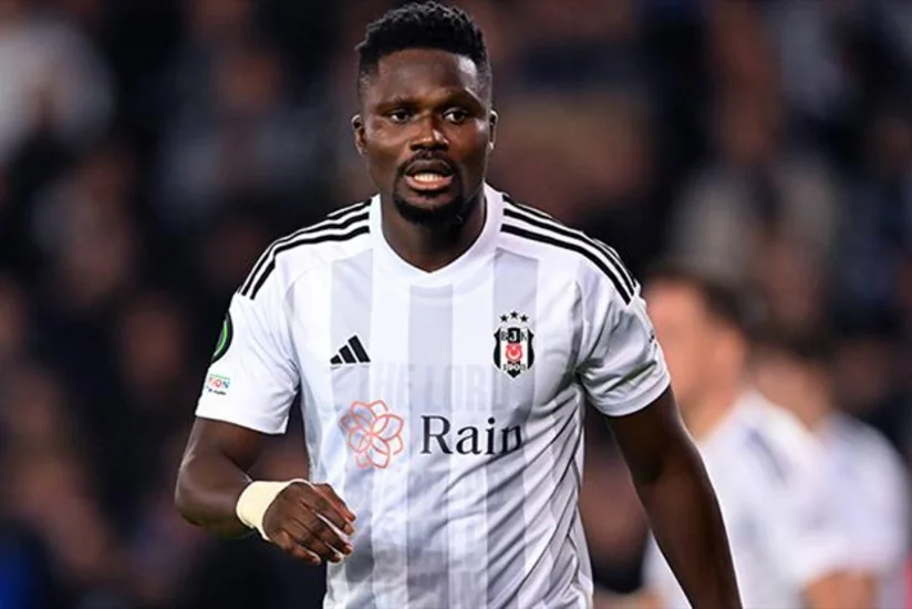 Beşiktaş legioner futbolçusu ilə yollarını ayırıb