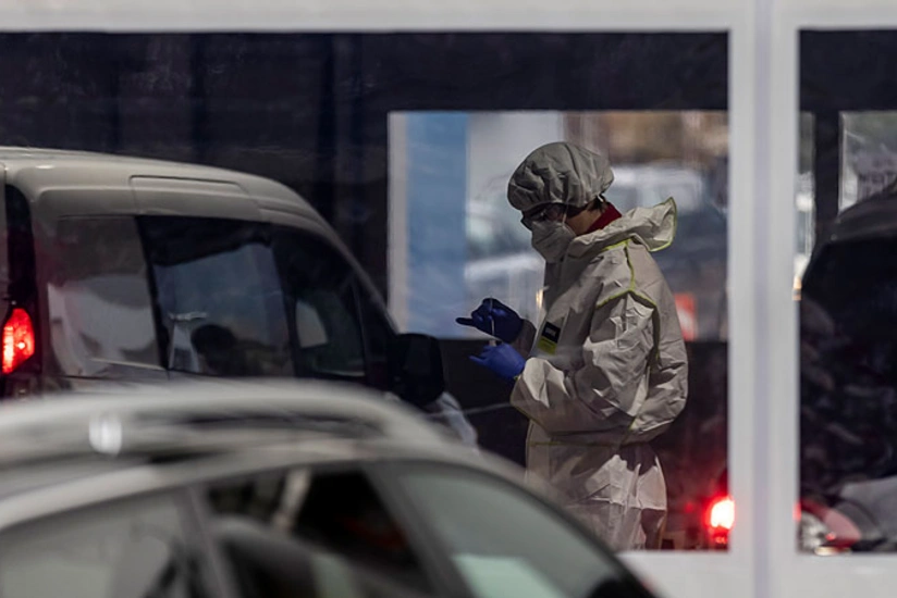 Austria announces 20-day national lockdown as COVID cases surge