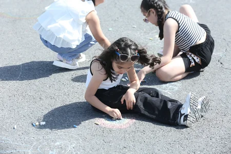 Heydər Əliyev Mərkəzinin parkında Uşaq festivalı keçirilib