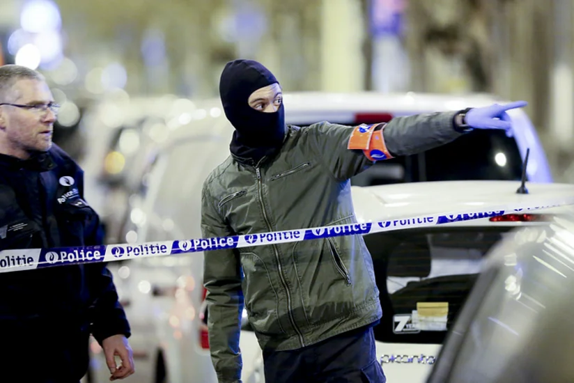Автомобиль пытался въехать в толпу на торговой улице в Антверпене