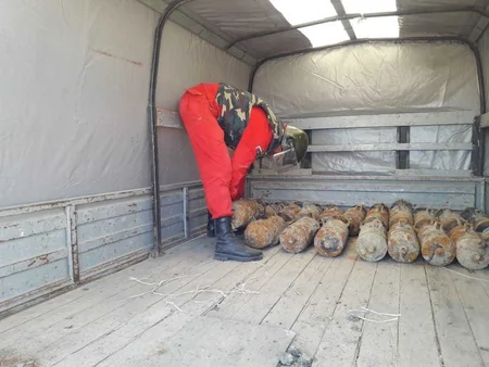 Yevlaxda 65 ədəd partlamamış hərbi sursat aşkar olunub - FOTO