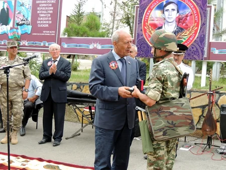 Milli Qəhrəman Topçu İsgəndərin yubileyi qeyd olunub