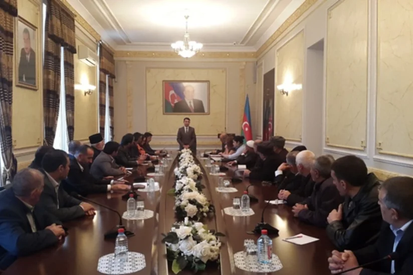 Dövlət Komitəsi yeni qeydiyyatdan keçmiş 27 dini icmaya şəhadətnamələr təqdim edib