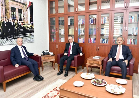 Baş prokuror Türkiyə Ali Məhkəməsinin sədrilə görüşdü