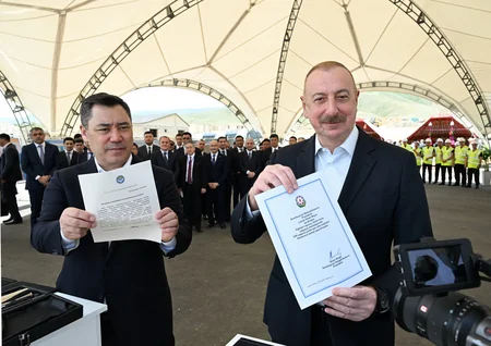 Президенты Азербайджана и Кыргызстана заложили фундамент школы села Хыдырлы
