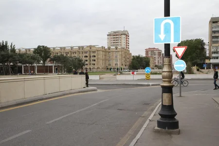 Bakının mərkəzi küçələrindən birində yeni dönmə qaydası icra olunacaq