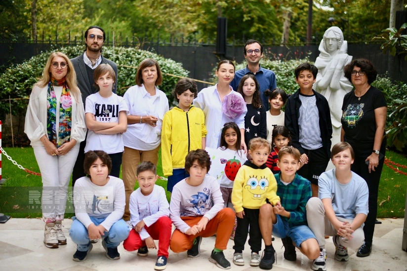 Parisdə Azərbaycan məktəbi yeni tədris ilinə başlayıb