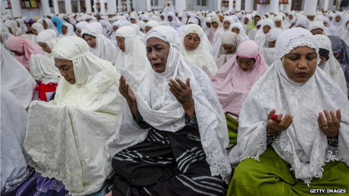 Indian Ocean tsunami anniversary: Memorials held across region