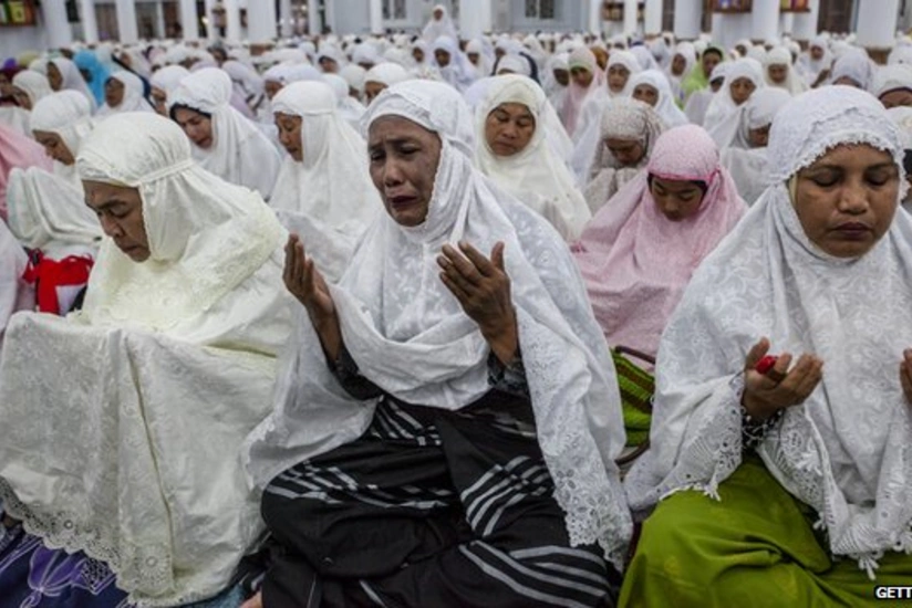 Indian Ocean tsunami anniversary: Memorials held across region