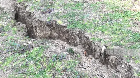 Astarada torpaq sürüşməsi olub, ailələr təhlükə ilə üzləşib