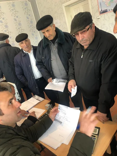 Şəmkirdə fermerlərə güzəştli şərtlərlə azot gübrəsi satılıb