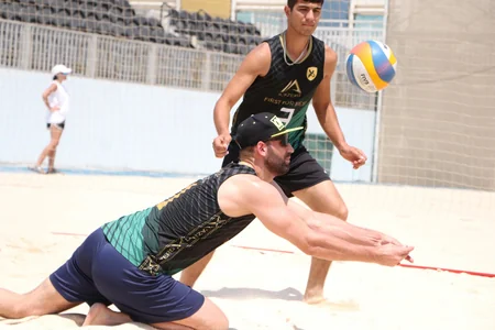 Çimərlik voleybolu üzrə Azərbaycan çempionatında yarımfinalçılar bəlli olub