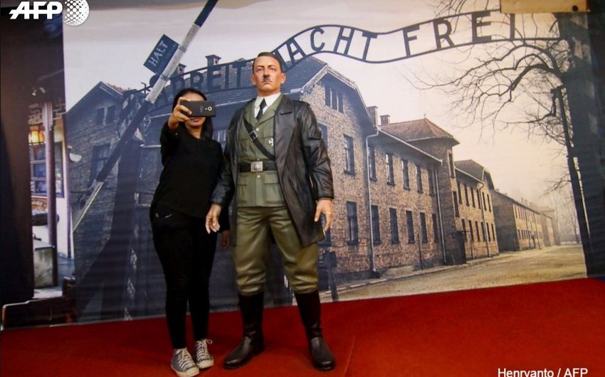 İndoneziya muzeyində qalmaqaldan sonra Hitlerin heykəli götürülüb