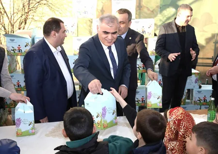 AHİK uşaqlar üçün Novruz şənlikləri təşkil edir