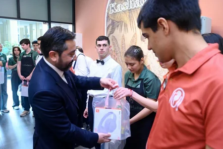 SOCAR Dünya Autizm Maarifləndirmə Ayı ilə əlaqədar silsilə tədbirlər təşkil edir