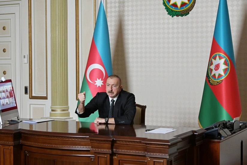 İlham Əliyev icra başçılarının yerlərdə yığılan vəsaitləri mənimsəməsindən danışıb