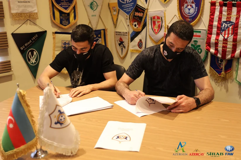 Qarabağ daha bir futbolçusu ilə müqaviləni yenilədi