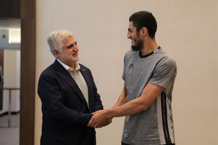 Qarabağın prezidenti Qurban Qurbanov və futbolçularla görüşüb