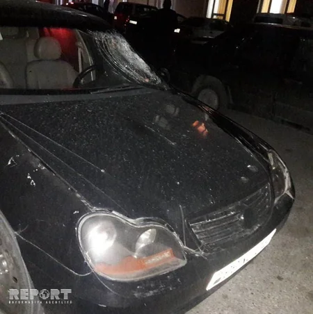 Yasamalda qadını maşın vurub - FOTO