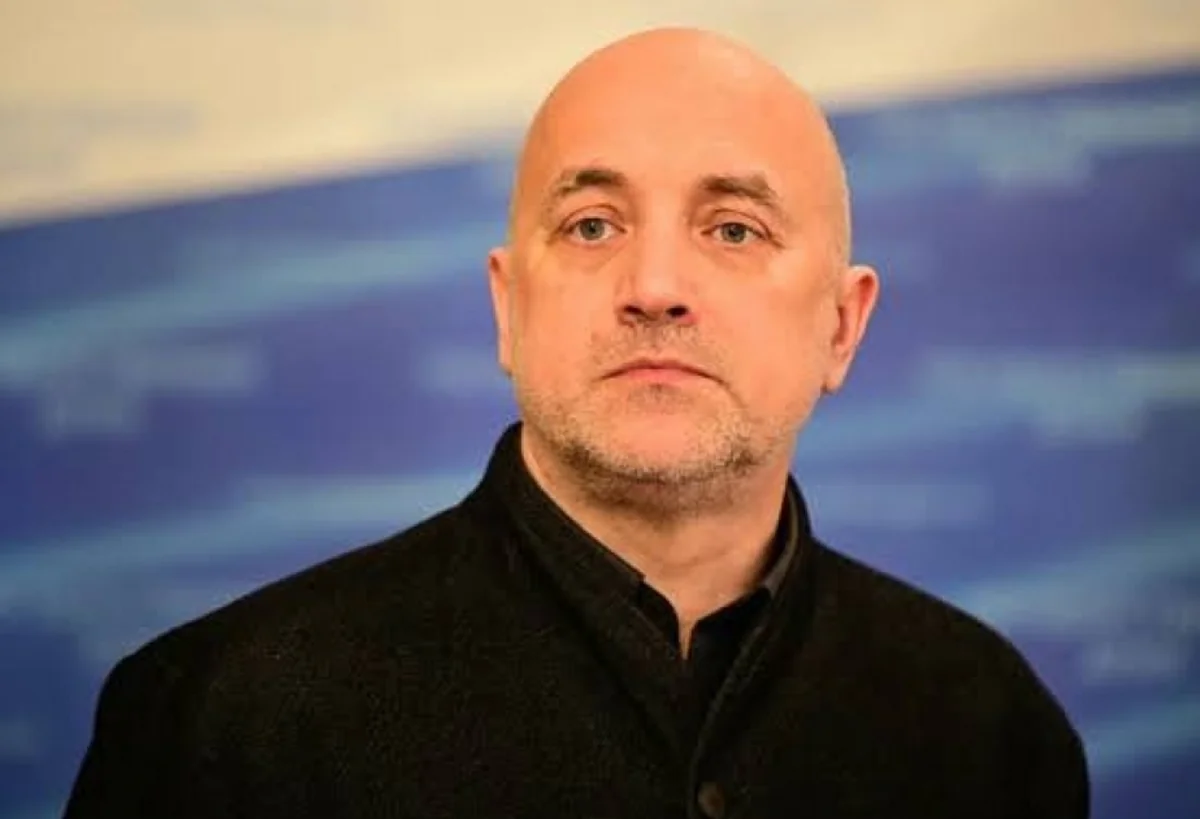 Russian nationalist writer wounded in car bombing, driver killed