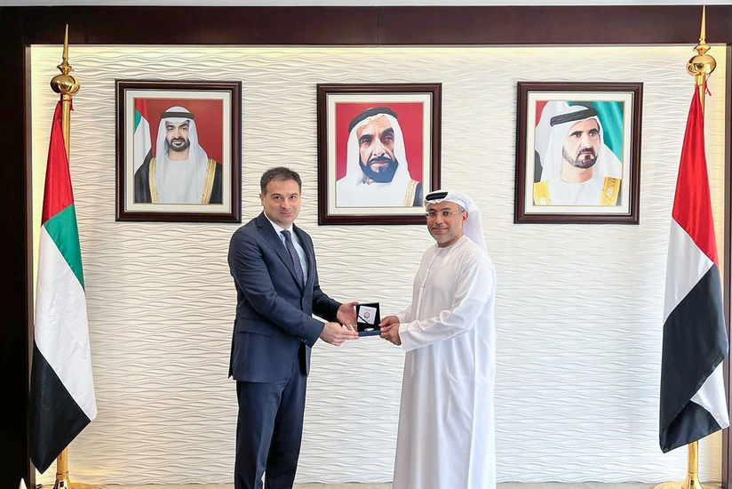 Azerbaijan, UAE discuss development of securities market